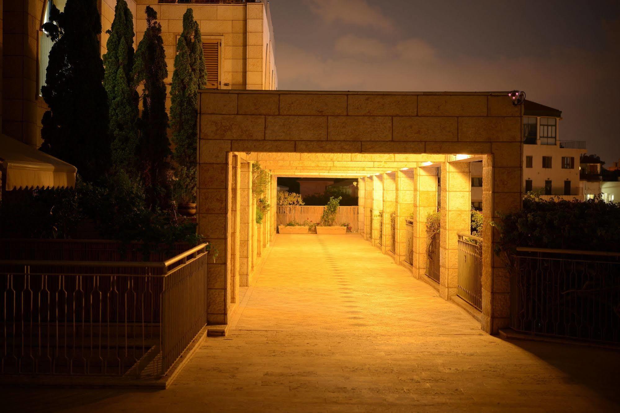 Andromeda Hill Apartments And Spa Tel Aviv-Jaffa Exterior foto